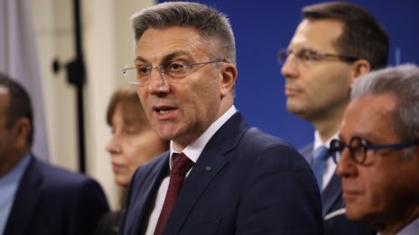 Ще подкрепи ли ДПС кабинета "Денков"?