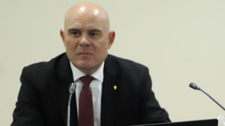 Гешев говорил в Страсбург за върховенството на правото у нас
