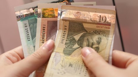 Социалната пенсия се повишава на 276 лева 