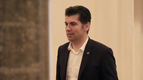 Петков пред „Политико“: България да прочисти службите си от агенти, подкрепяни от Русия 
