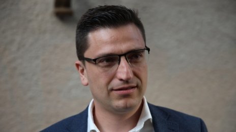 Сабрутев: За един месец управление държавата е в излишък