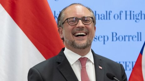 Европа няма да изолира Русия постоянно