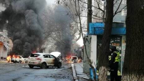 Трима загинали при удар на украински дрон по руско село 