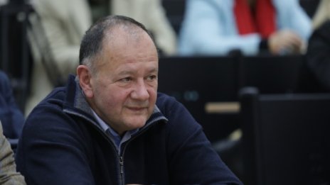 Миков: Стандартни послания в НС, проблемите са различни