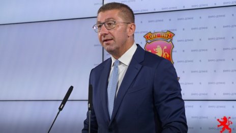 Мицкоски настоя да се срещне "очи в очи" с Груевски