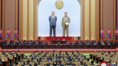 Северна Корея записа ядрения си статут в конституцията си