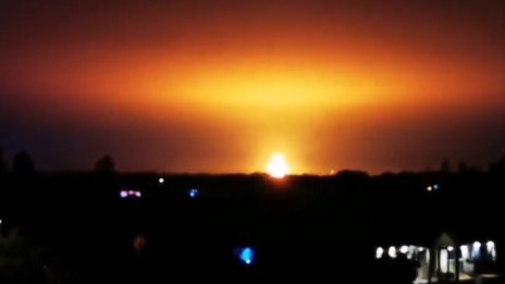 Мълния причини огромна експлозия край Оксфорд 