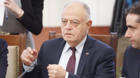 Атанасов: Кандидатът за президент трябва да евроатлантик