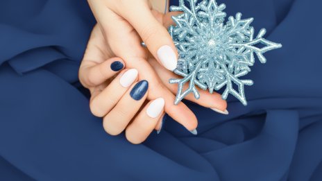 Хитовите цветове лак за нокти за зимата