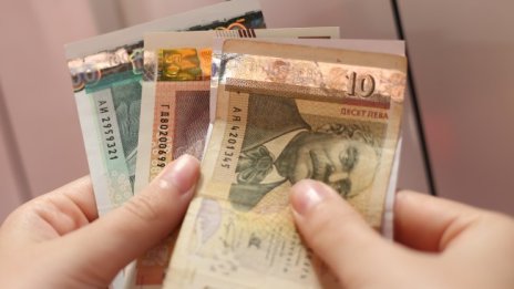 Българин от Световната банка: Икономиката ни ще се забави