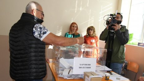 Галъп: Активност в София 15.7%, във Варна 19.2%