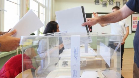 "Галъп" в 20:00 ч.: Терзиев - 38,8%, Григорова - 19%, Хекимян трети с 16,9%