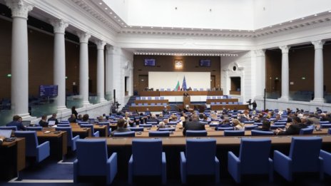 Депутатите с нов опит да гласуват вота на недоверие срещу кабинета &ldquo;Денков&rdquo;