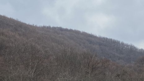 Ураганен вятър на връх Ботев, лоши са условията за туризъм по планините