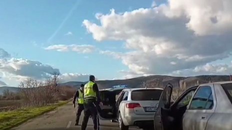Акция в Нова Загора: Системен нарушител си спретна гонка с полицията ВИДЕО