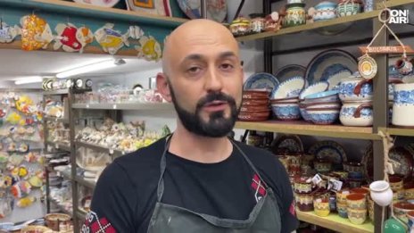 Шесто поколение грънчар радва посетителите в Стария Созопол