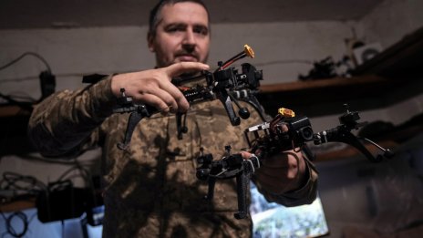Трикът на Украйна срещу свалянето на евтини дроновете, който стана глобален