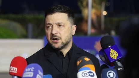 Зеленски: Украйна ще отговори със същото, ако Русия се въздържи от масирани атаки