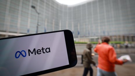 Иран заплаши за атакува Apple, Google и Meta