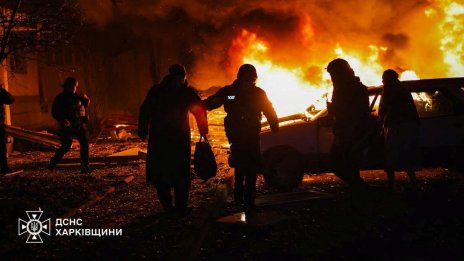 В Украйна: Всеки ден докарват трупове, а когато мама звънне на мъртвия си син?