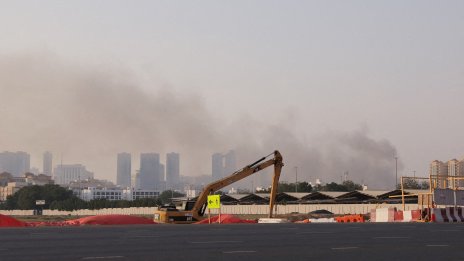 Силни експлозии бяха чути в Доха, Дубай и Абу Даби