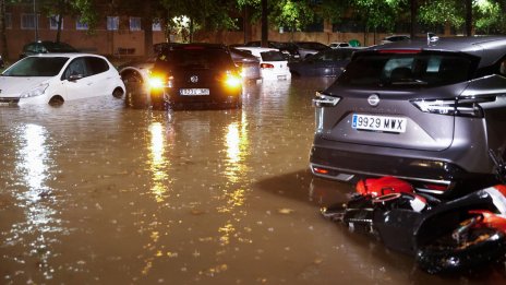 Поройни дъждове в испанските провинции Кастейон и Валенсия