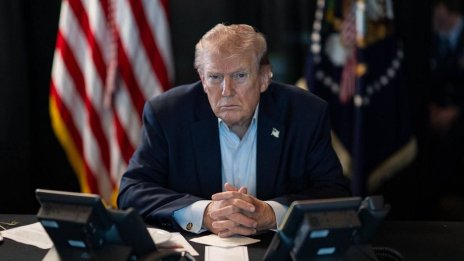 Операция "Епична ярост" по минути: Тръмп взел решението, после се преструвал, че няма да удари Иран