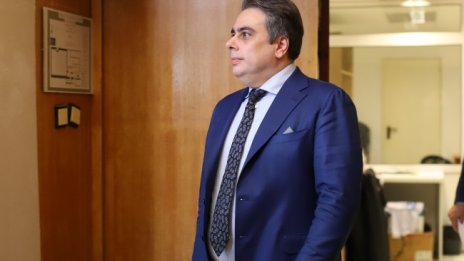 Асен Василев: Токът ще скочи най-много с 5%
