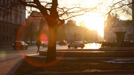 Днес истински летен ден, на места до 30°