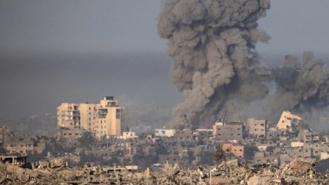 Хамас показа двама заложници