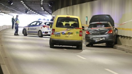 Трима загинали, 23-ма ранени в 19 тежки катастрофи в страната
