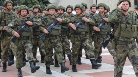 Министерството на отбраната пак повтаря: Няма да пращаме войски в Украйна 