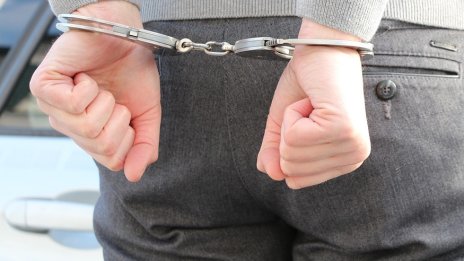 15-годишен намушка до смърт 12-годишен в Англия