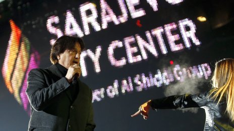 Певецът Здравко Чолич може и да не е бил мишената на хвърлената бомба?