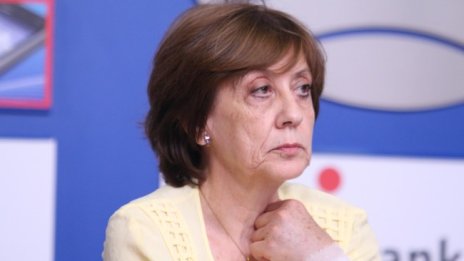Ренета Инджова: На Горица ще ѝ казват какво да прави