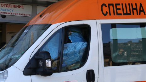 Наръгаха мъж в Сунгурларе, с опасност за живота е