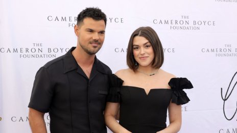 Звездата от "Здрач" Тейлър Лаутнър ще става баща СНИМКИ