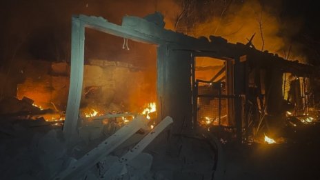 Дрон удари жилищна сграда в Киев