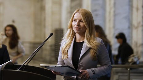 ЦИК потвърди новата кандидатска двойка на Томов и Гарибов