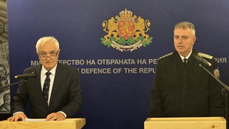 Проблемите в армията: Недостиг на техника, лоша дисциплина 
