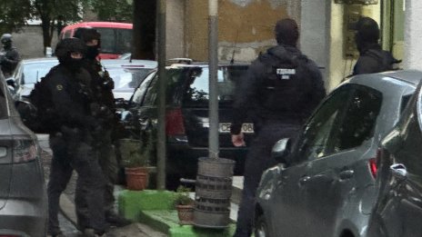 Приведоха прокурорския син Васил Михайлов в затвора