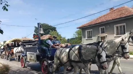 Конен поход за мир мина през прохода Шипка