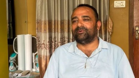 10 минути преди потопа: Директор на училище в Непал спасил живота на 900 ученици 