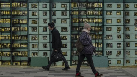 Доходите спадат: Руснаците спират да ходят на ресторанти 