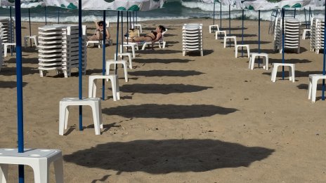 Четиригодишно се загуби на плажа на Слънчака, полицаите го откриха