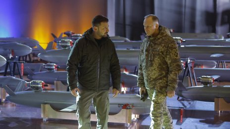 Как Сирски води войната: Между военните успехи и критиките за големи загуби