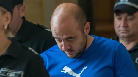 Подпалвачът от Велико Търново остава в ареста СНИМКИ