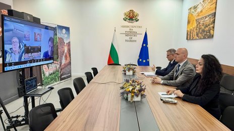 Министър Димитров: България остава сигурна и спокойна туристическа дестинация