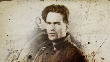 Вапцаров - поет или терорист? Скандал с наградата на името му, искат от държавата да я отмени 