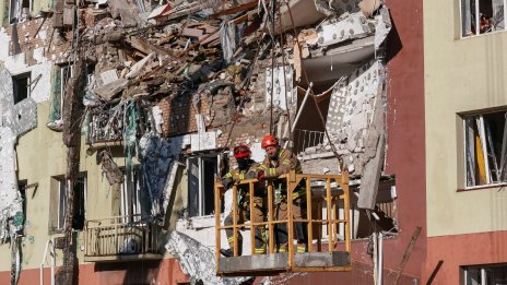 Двама загинали при руско нападение с дронове в Одеса